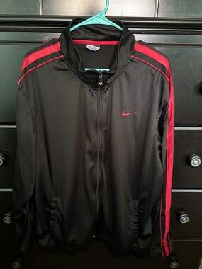 Nike Practice OT Black and Red Basketball Full-Zip Training Jacket